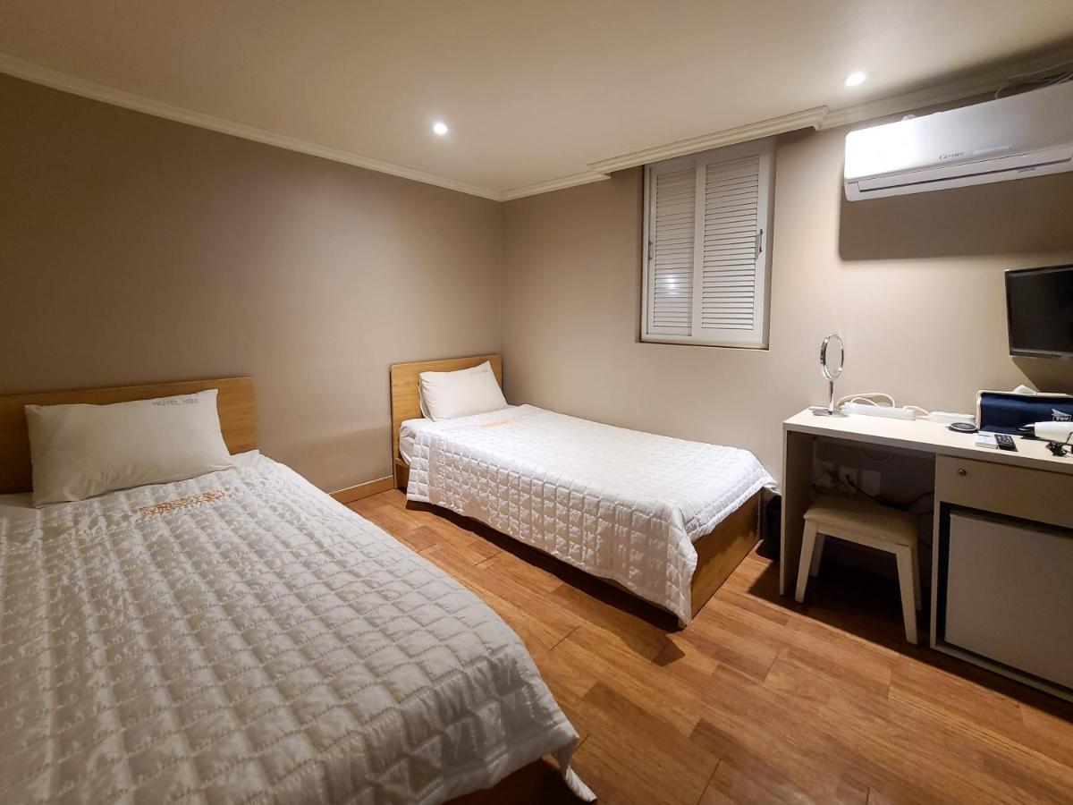 Hotel Mini Busan Extérieur photo